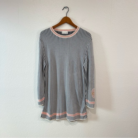 Vintage Christian Dior Dark Blue and White Sweater with Pink Accents
